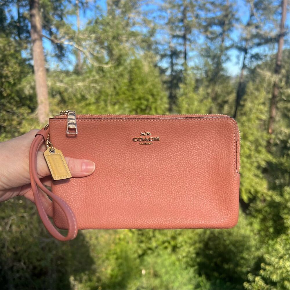 COACH Double Zip Wristlet Wallet Peachy Color w Gold Hardware AUTHENTIC
